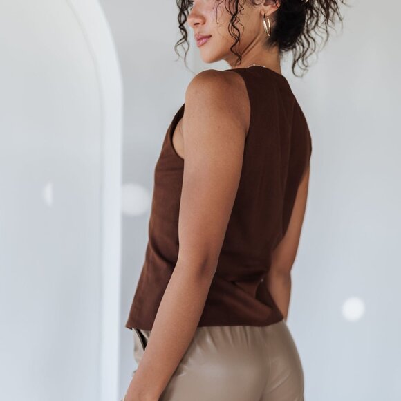 Brown Linen Blend Button Vest Top Tailored Waistcoat Style NWT Medium - Picture 6 of 8